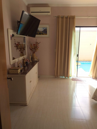 Imagem Casa com 3 Quartos à Venda, 245 m² em Jardim Universitário - Araras Imagem Casa com 3 Quartos à Venda, 245 m² em Jardim Universitário - Araras