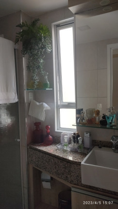 Imagem Apartamento com 2 Quartos à Venda,  em Meireles - Fortaleza