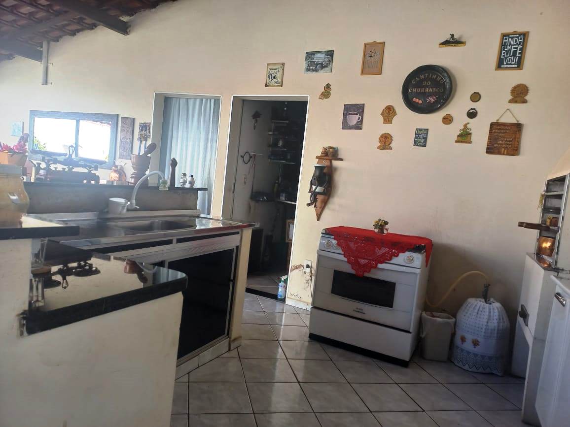 Imagem Casa com 4 Quartos à Venda, 167 m² em Country Club - Poços de Caldas Imagem Casa com 4 Quartos à Venda, 167 m² em Country Club - Poços de Caldas