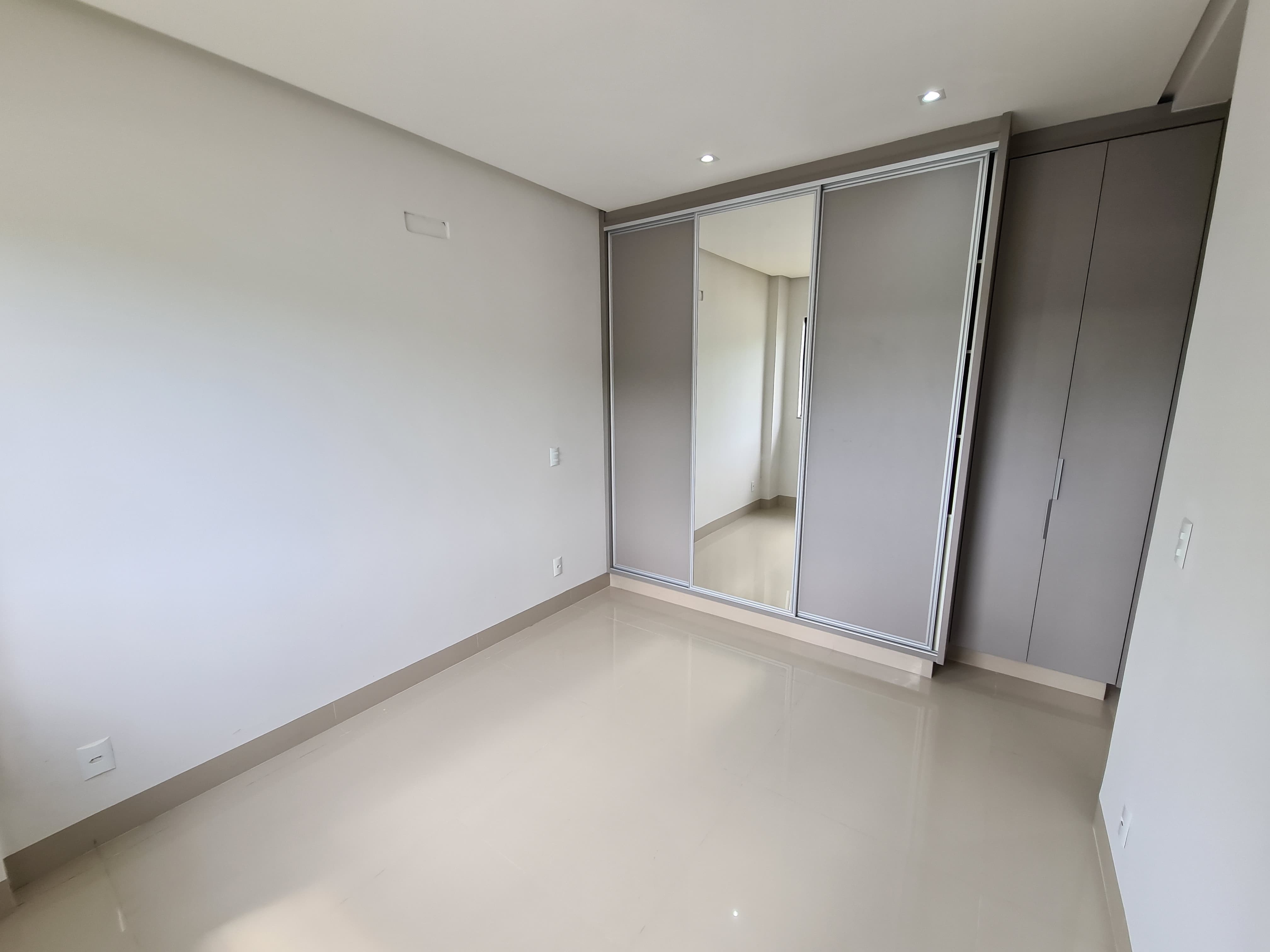 Imagem Casa com 3 Quartos à Venda, 135 m²em Setor Faiçalville - Goiânia