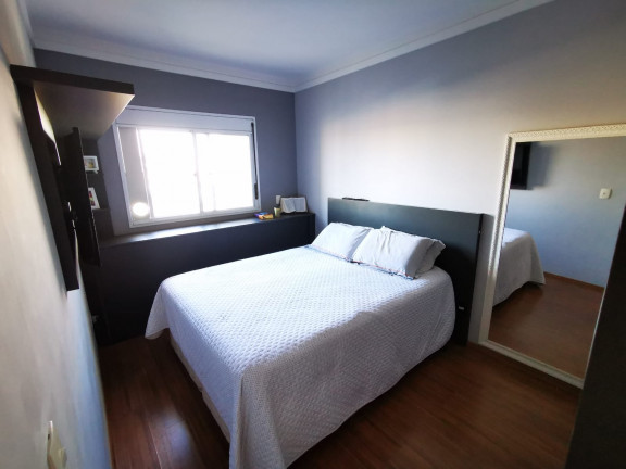 Imagem Apartamento com 2 Quartos à Venda, 72 m² em Vila Carmosina - São Paulo