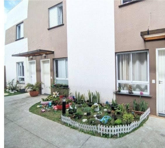 Imagem Casa de Condomínio com 2 Quartos à Venda, 49 m² em Água Espraiada (Caucaia do Alto) - Cotia