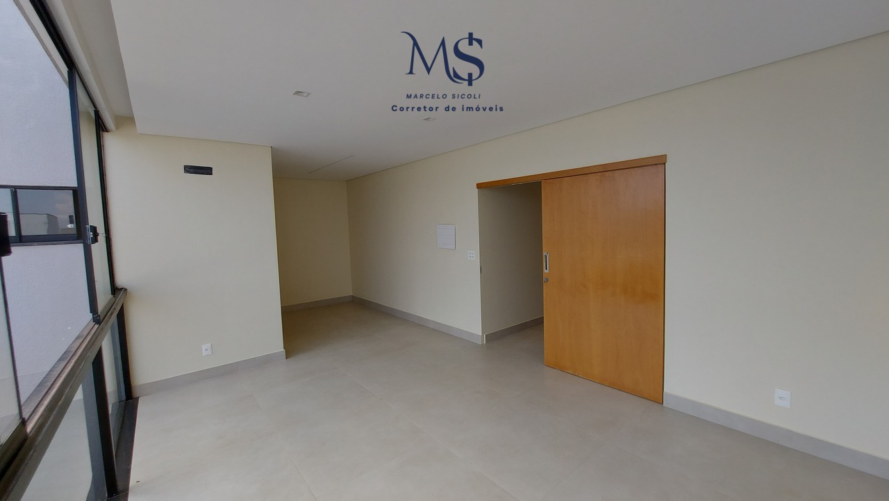 Imagem Sobrado com 4 Quartos à Venda, 260 m²em Guará II - Brasília