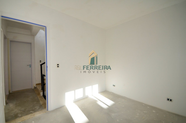 Imagem Sobrado com 3 Quartos à Venda, em Atuba - Curitiba Imagem Sobrado com 3 Quartos à Venda, em Atuba - Curitiba