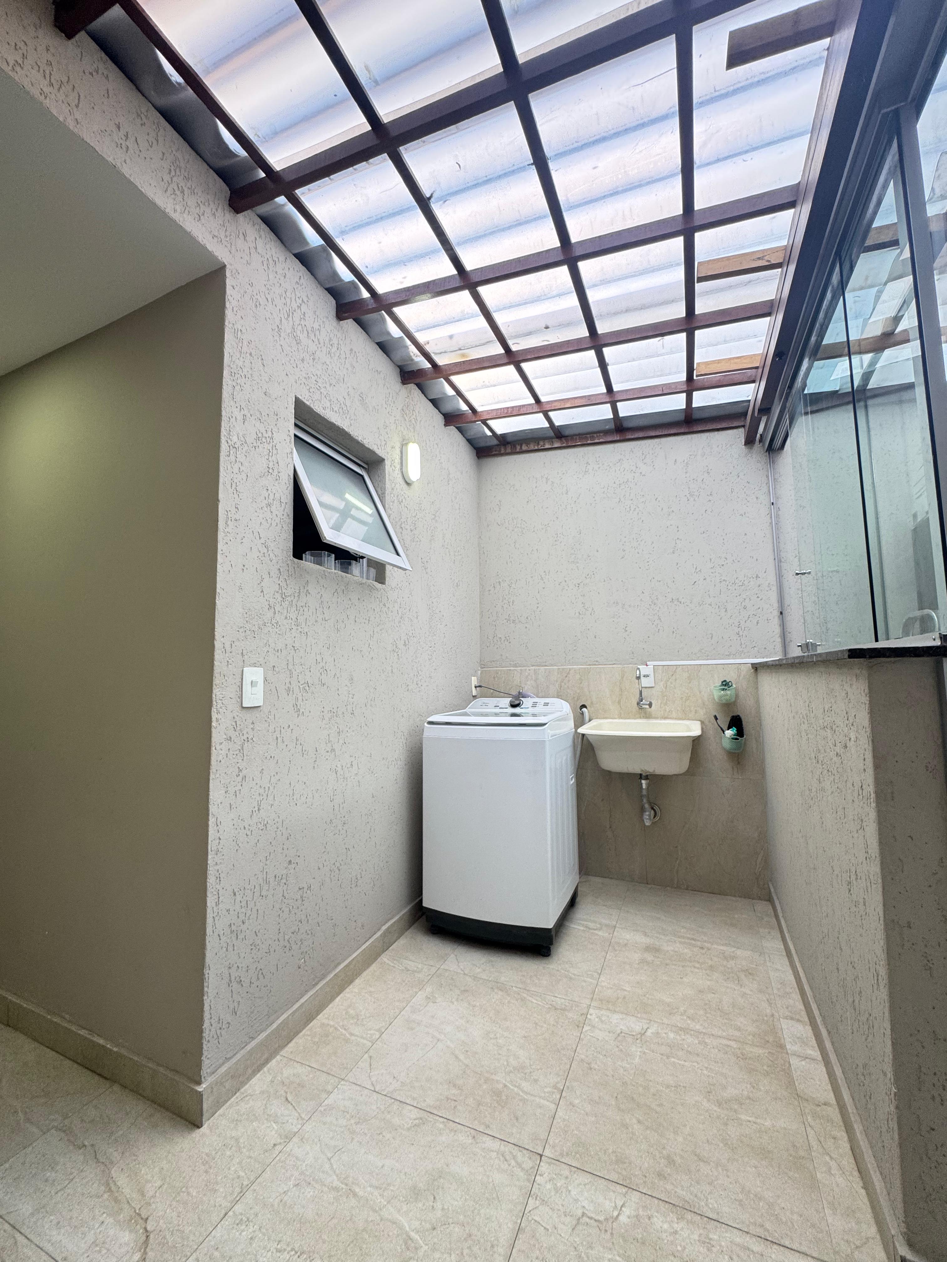 Imagem Imóvel Comercial à Venda ou Locação, 150 m² em Ouro Preto - Belo Horizonte Imagem Imóvel Comercial à Venda ou Locação, 150 m² em Ouro Preto - Belo Horizonte