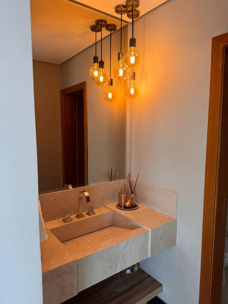 Imagem Casa com 3 Quartos à Venda, 213 m² em Santa Amélia - Belo Horizonte Imagem Casa com 3 Quartos à Venda, 213 m² em Santa Amélia - Belo Horizonte