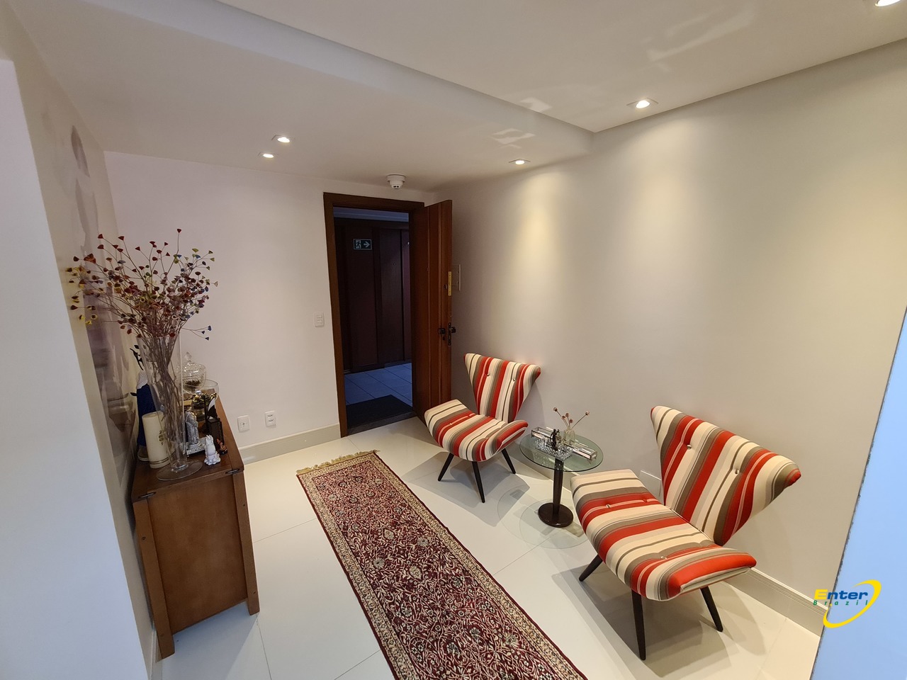 Sala Comercial à Venda, 34 m²em Asa Sul - Brasília
