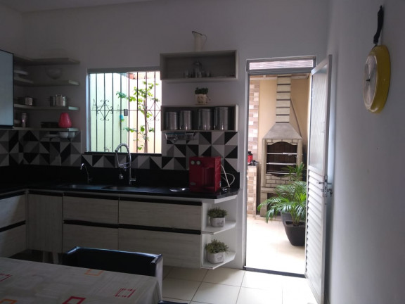 Imagem Casa com 3 Quartos à Venda, 160 m² em Guamá - Belém