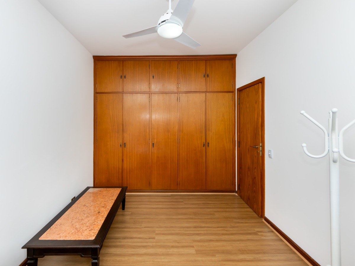 Imagem Apartamento com 4 Quartos à Venda, 244 m² em Vila Uberabinha - São Paulo