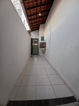 Imagem Casa com 3 Quartos à Venda, 180 m² em Turu - São Luís