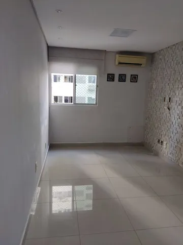 Imagem Apartamento com 3 Quartos à Venda, 70 m²em Torre - Recife