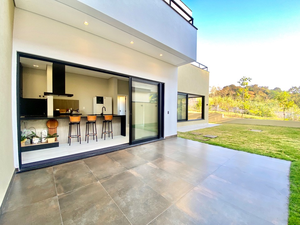 Imagem Casa de Condomínio com 3 Quartos à Venda, 380 m²em Jardim Novo Mundo - Jundiaí Imagem Casa de Condomínio com 3 Quartos à Venda, 380 m²em Jardim Novo Mundo - Jundiaí
