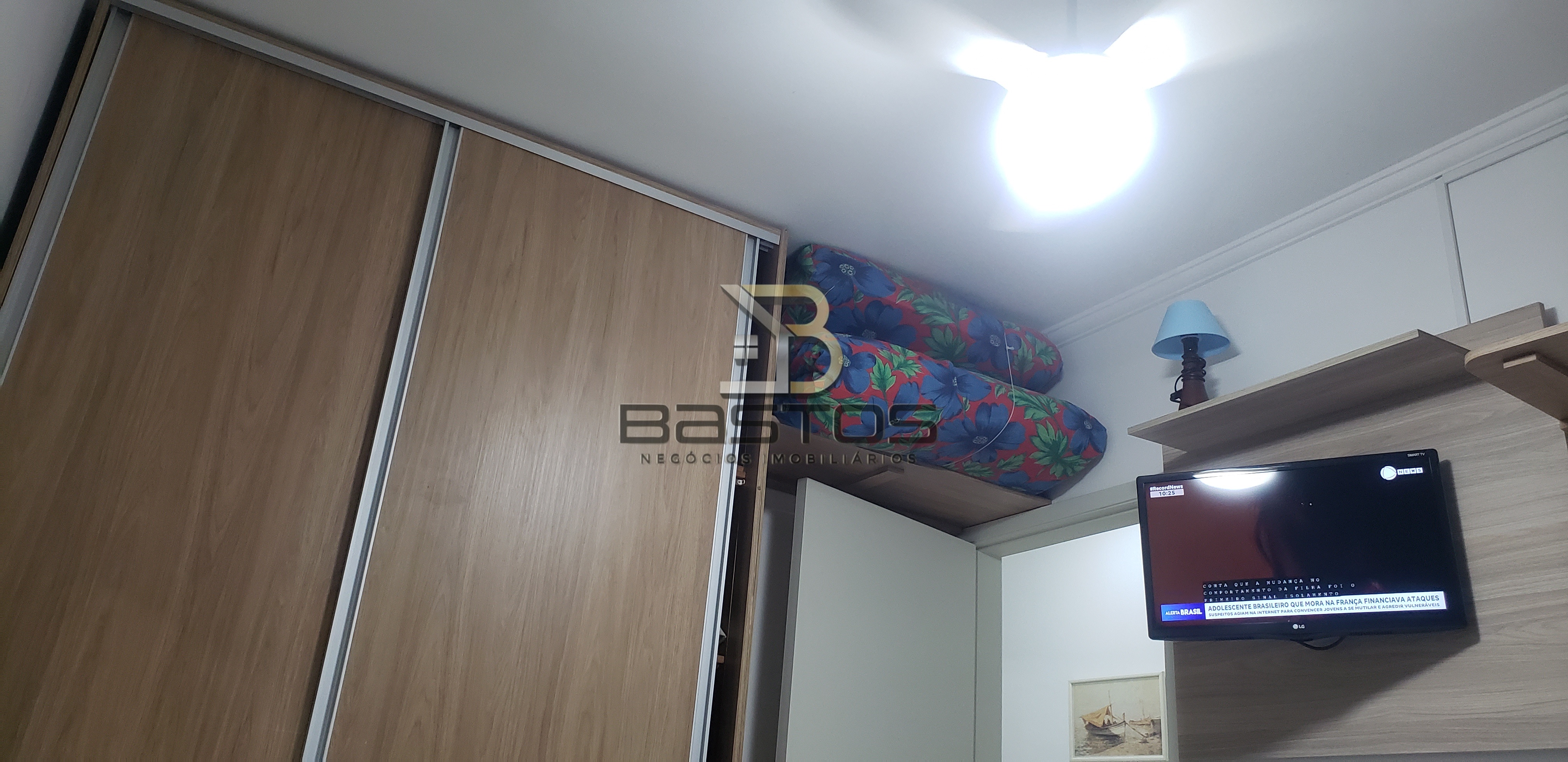 Imagem Apartamento com 2 Quartos à Venda, 55 m² em Praia Grande - Ubatuba Imagem Apartamento com 2 Quartos à Venda, 55 m² em Praia Grande - Ubatuba