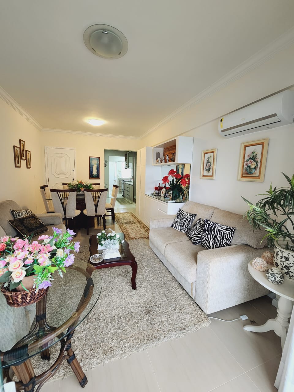 Imagem Apartamento com 3 Quartos à Venda, 111 m²em Centro - Balneário Camboriú