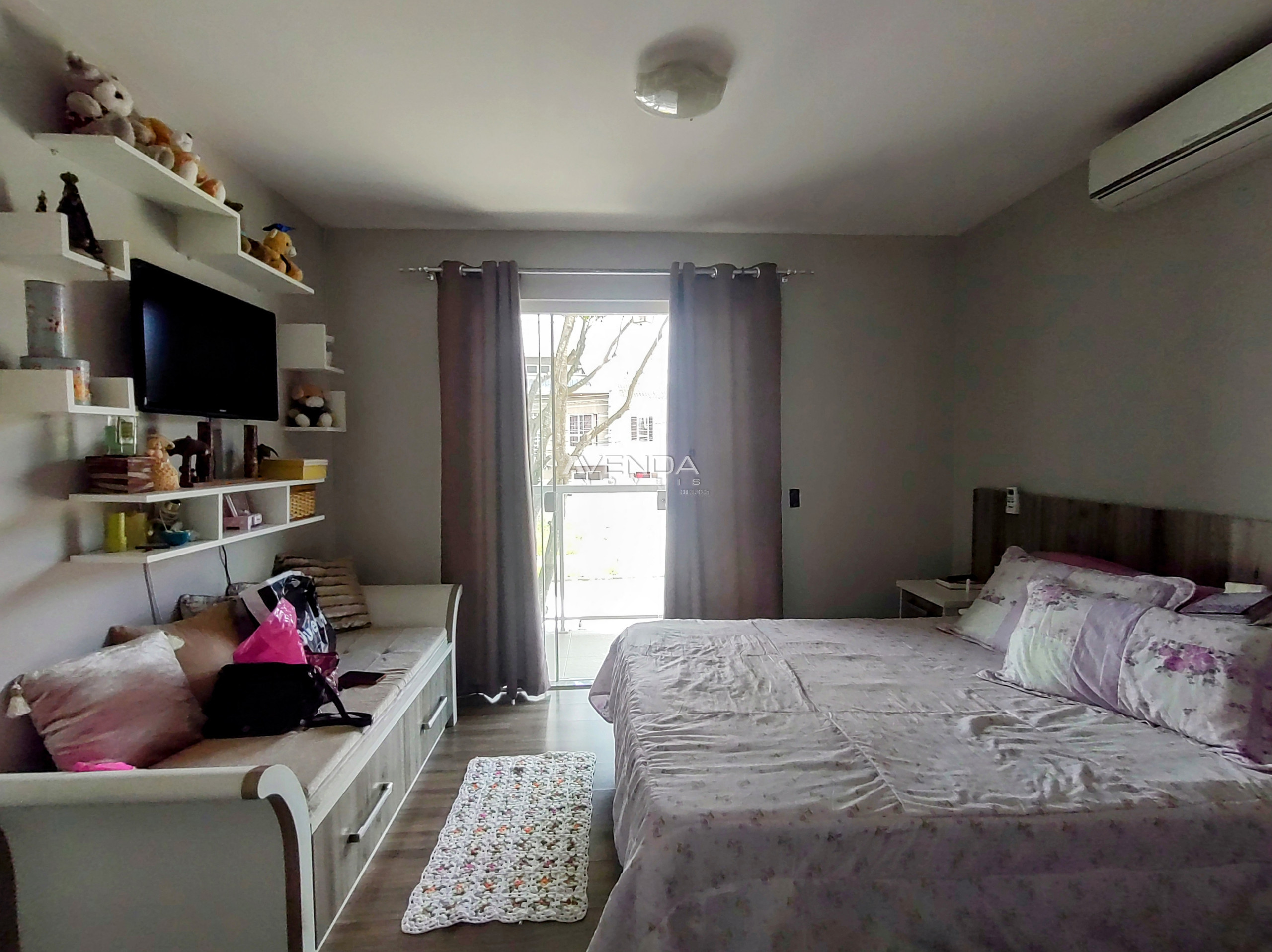Imagem Sobrado com 3 Quartos à Venda, 112 m²em Bairro Alto - Curitiba