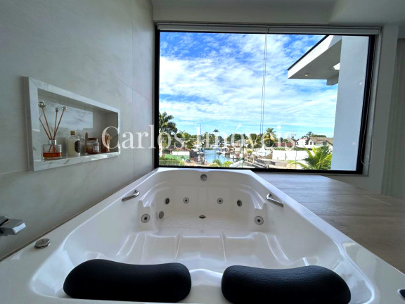 Imagem Casa de Condomínio com 5 Quartos para Temporada,  em Bracuí (Cunhambebe) - Angra dos Reis