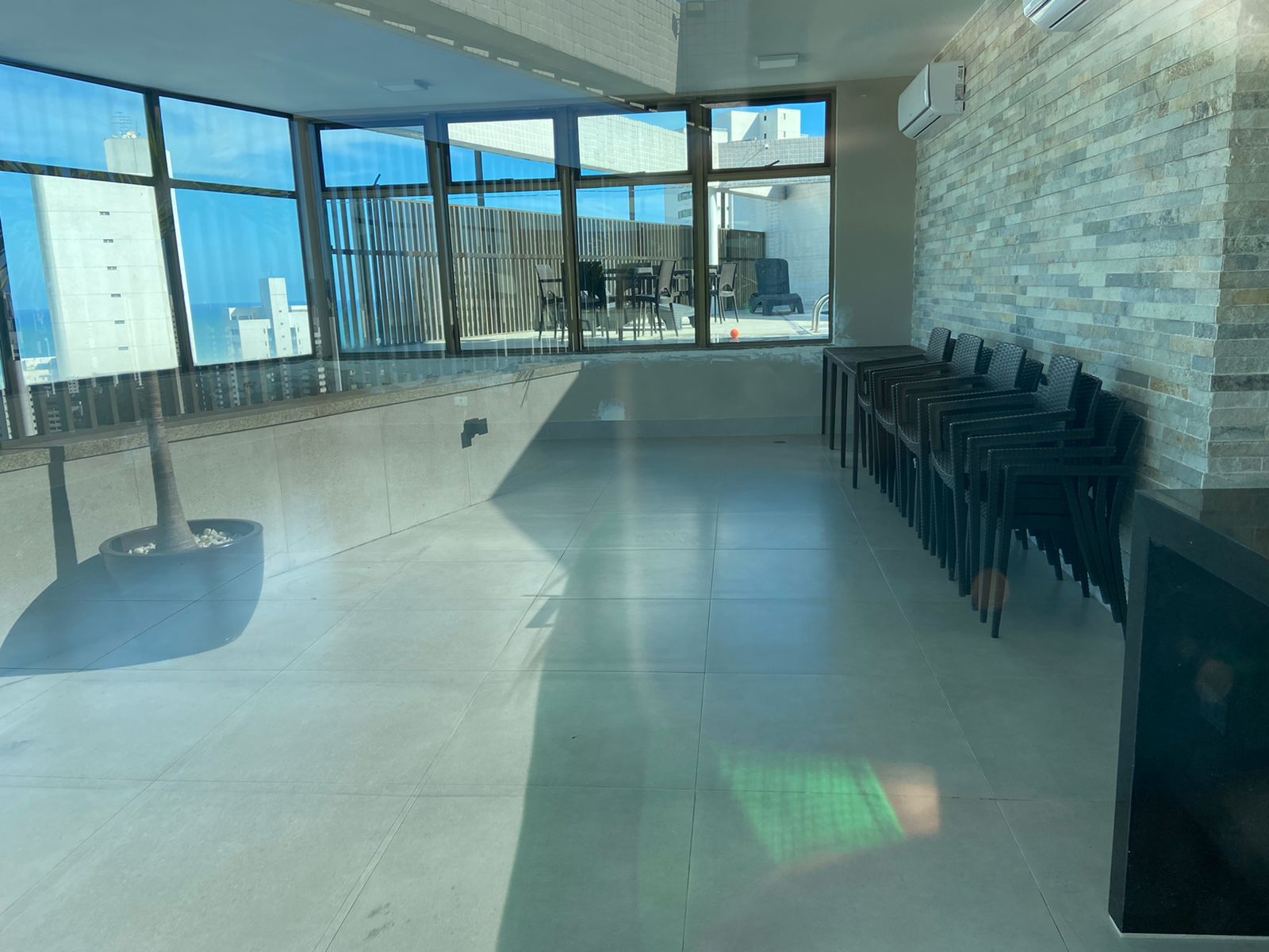 Imagem Apartamento com 4 Quartos à Venda, 124 m²em Boa Viagem - Recife