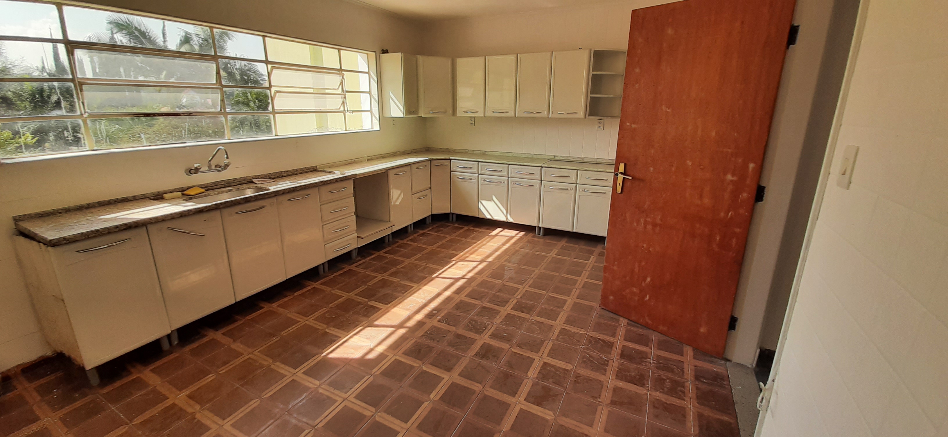 Imagem Sobrado com 4 Quartos à Venda, 312 m²em Sumaré - São Paulo Imagem Sobrado com 4 Quartos à Venda, 312 m²em Sumaré - São Paulo