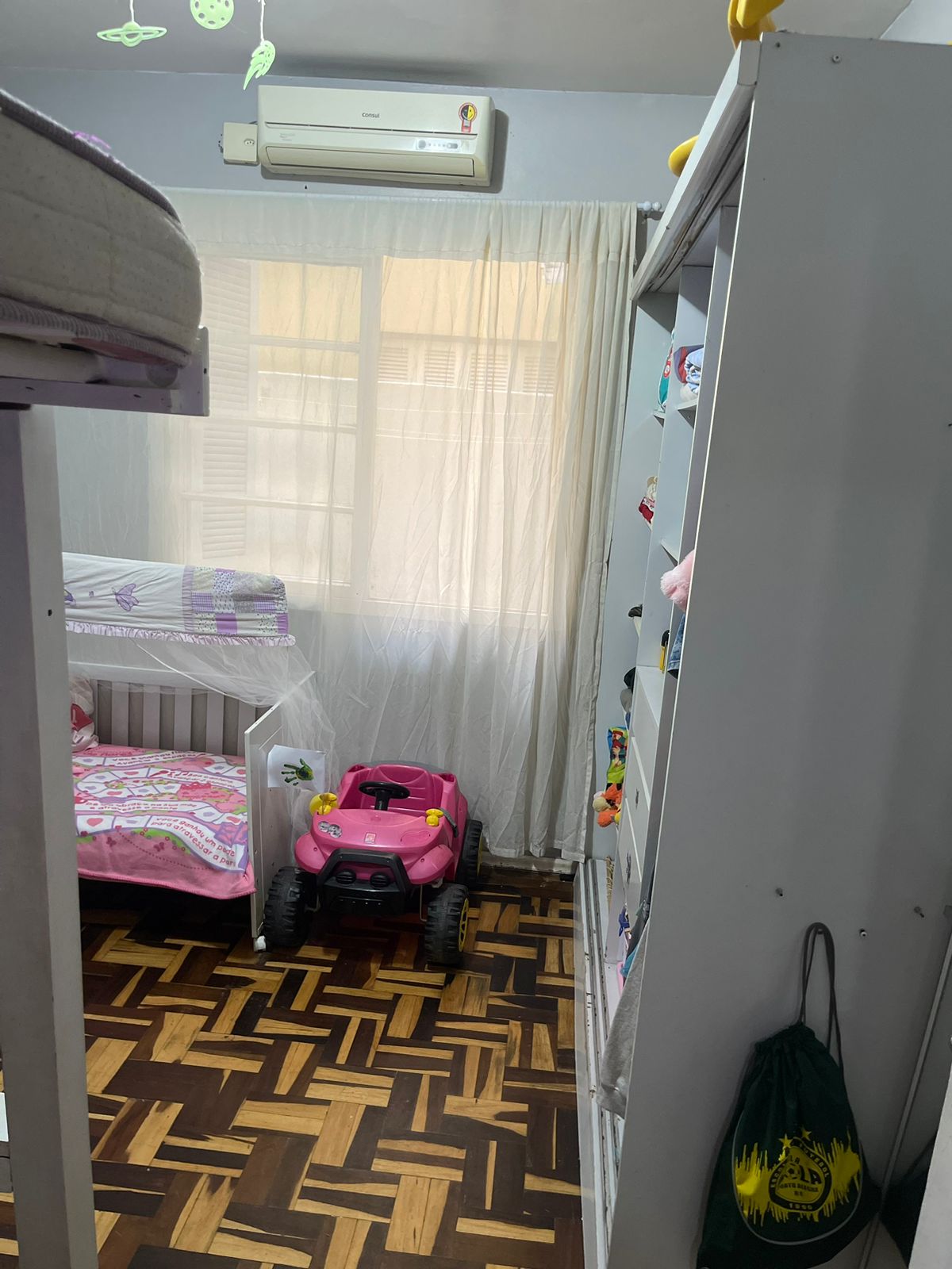 Imagem Apartamento com 2 Quartos à Venda, 68 m²em Vila Ipiranga - Porto Alegre