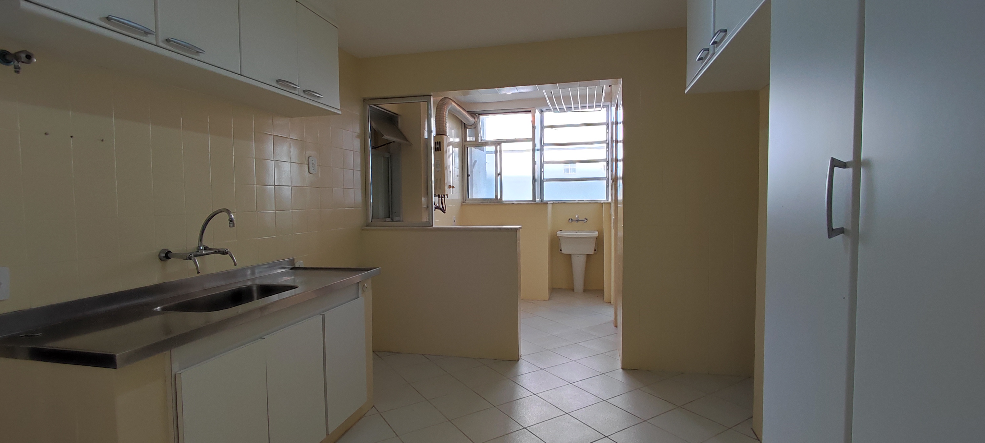 Imagem Apartamento com 3 Quartos à Venda, 118 m²em Laranjeiras - Rio de Janeiro Imagem Apartamento com 3 Quartos à Venda, 118 m²em Laranjeiras - Rio de Janeiro