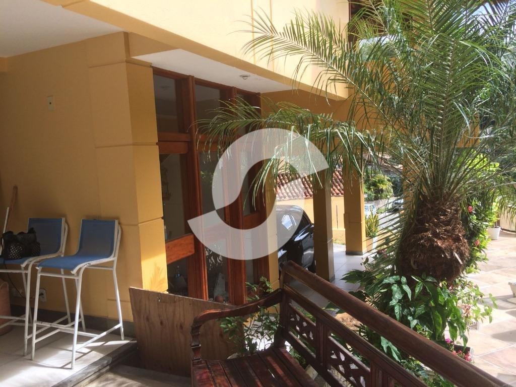 Imagem Casa com 4 Quartos à Venda, 600 m² em Itacoatiara - Niterói Imagem Casa com 4 Quartos à Venda, 600 m² em Itacoatiara - Niterói