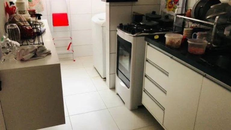 Imagem Apartamento com 2 Quartos à Venda, 54 m² em Pimenteiras - Teresópolis
