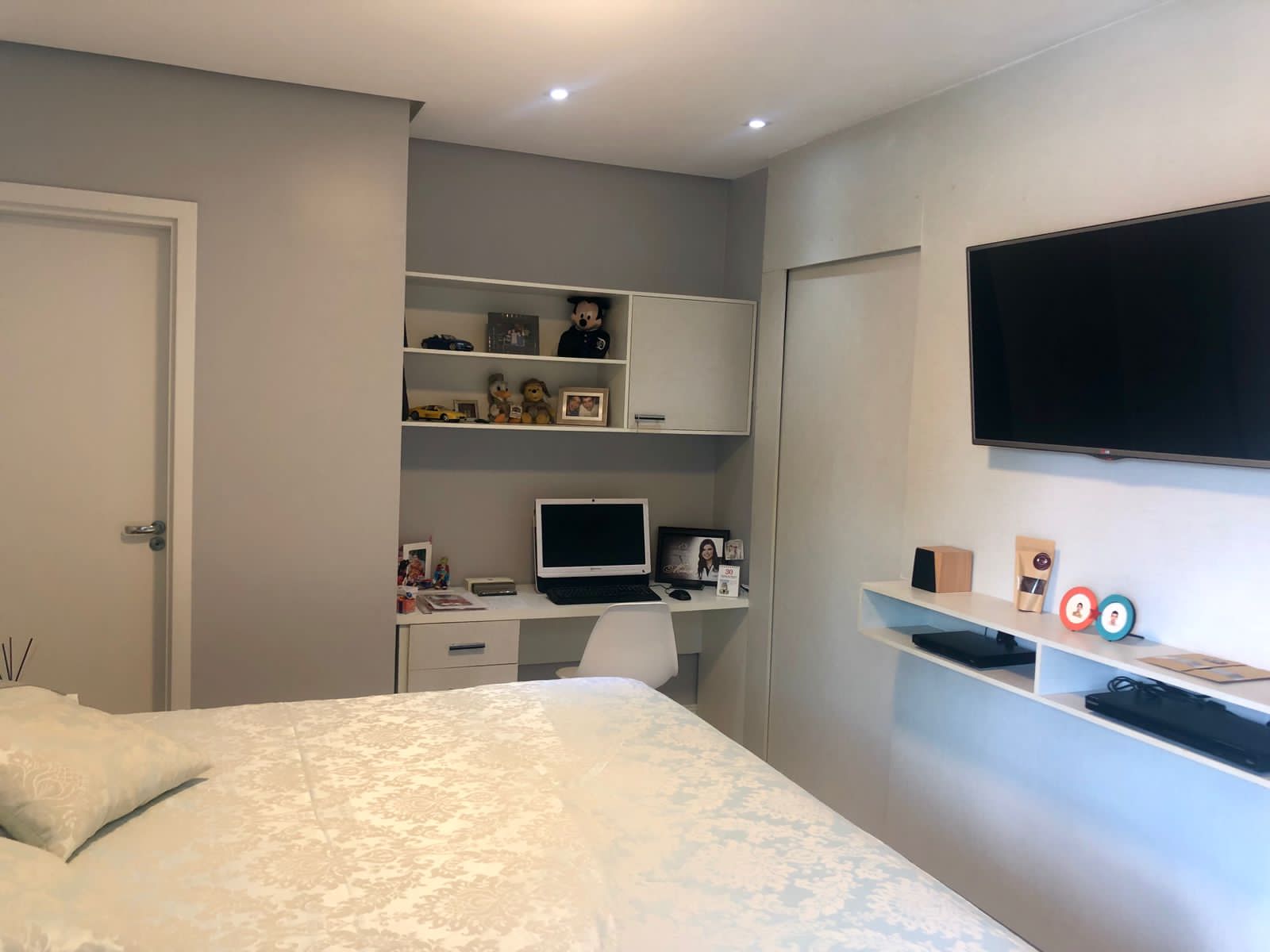 Imagem Apartamento com 3 Quartos à Venda, 138 m²em Cremação - Belém