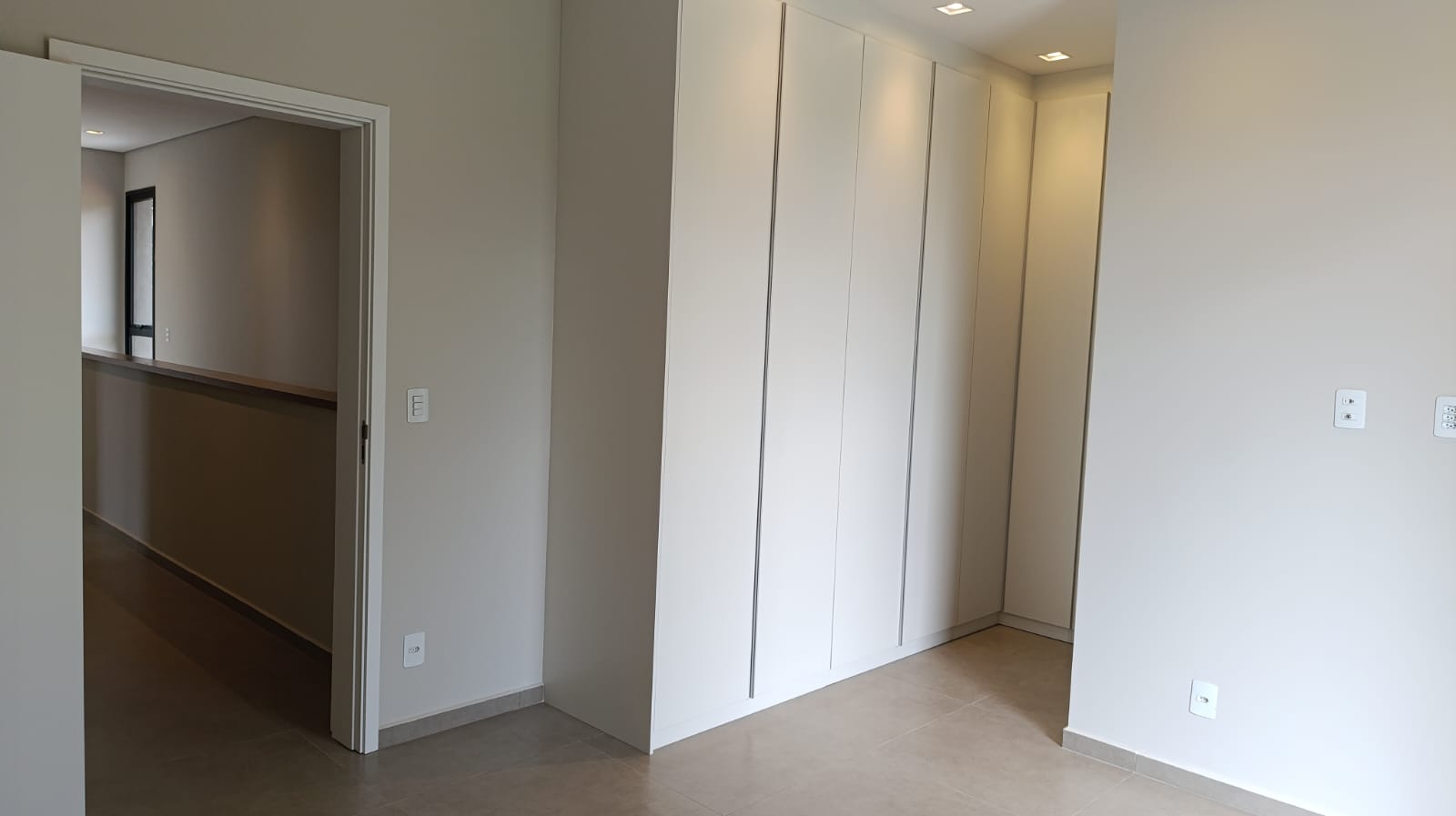 Imagem Casa de Condomínio com 3 Quartos à Venda, 160 m²em Colinas do Castelo - Jaguariúna