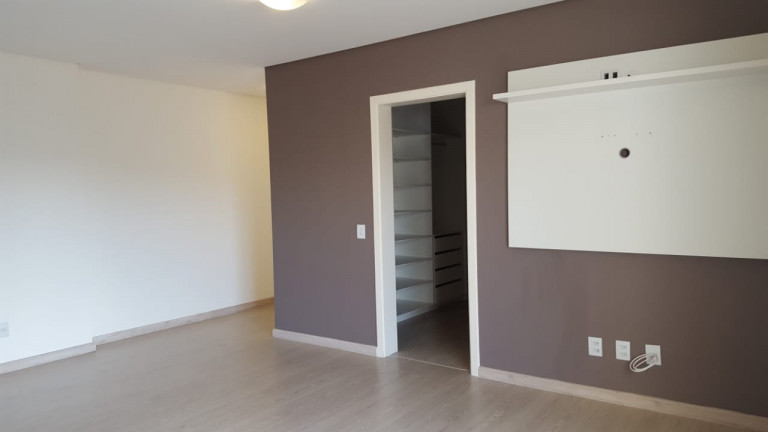 Imagem Casa de Condomínio com 3 Quartos à Venda, 320 m²em Medeiros - Jundiaí
