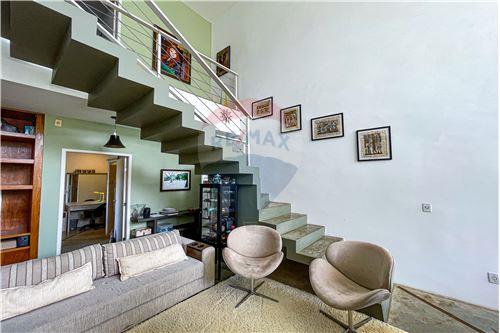 Imagem Casa de Condomínio com 3 Quartos à Venda, 293 m²em Centro - Jambeiro Imagem Casa de Condomínio com 3 Quartos à Venda, 293 m²em Centro - Jambeiro