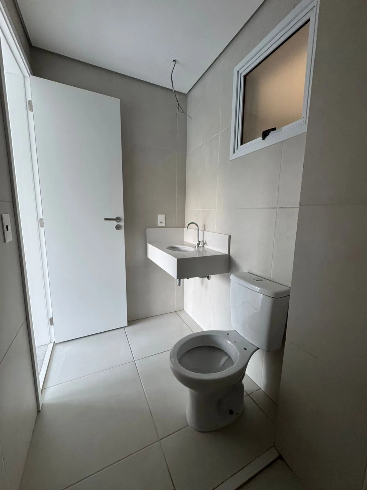 Imagem Apartamento com 1 Quarto à Venda, 56 m² em São Lourenço - Bertioga Imagem Apartamento com 1 Quarto à Venda, 56 m² em São Lourenço - Bertioga