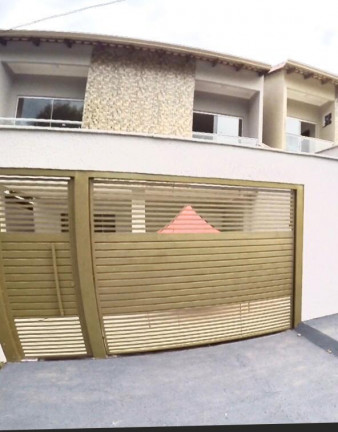 Imagem Sobrado com 4 Quartos à Venda, 210 m² em Setor Jaó - Goiânia