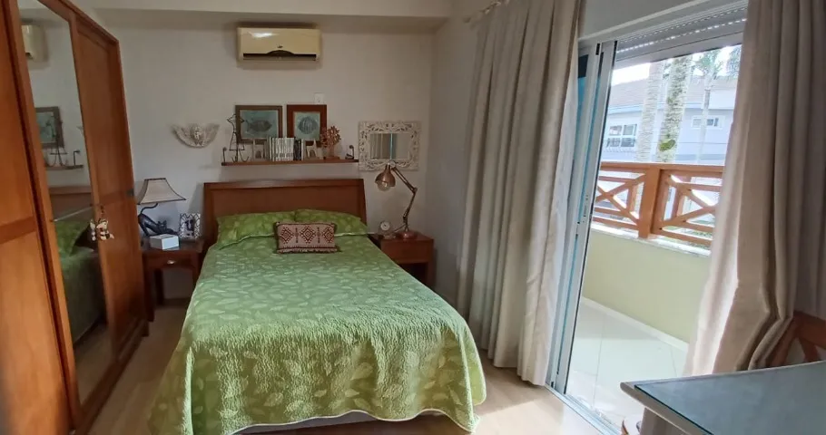 Imagem Casa com 3 Quartos à Venda, 263 m² em Jurerê Internacional - Florianópolis Imagem Casa com 3 Quartos à Venda, 263 m² em Jurerê Internacional - Florianópolis
