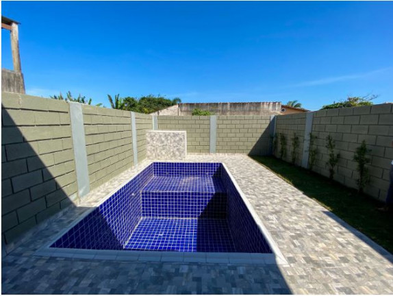 Imagem Casa com 2 Quartos à Venda, 74 m² em Bal Tupy - Itanhaém