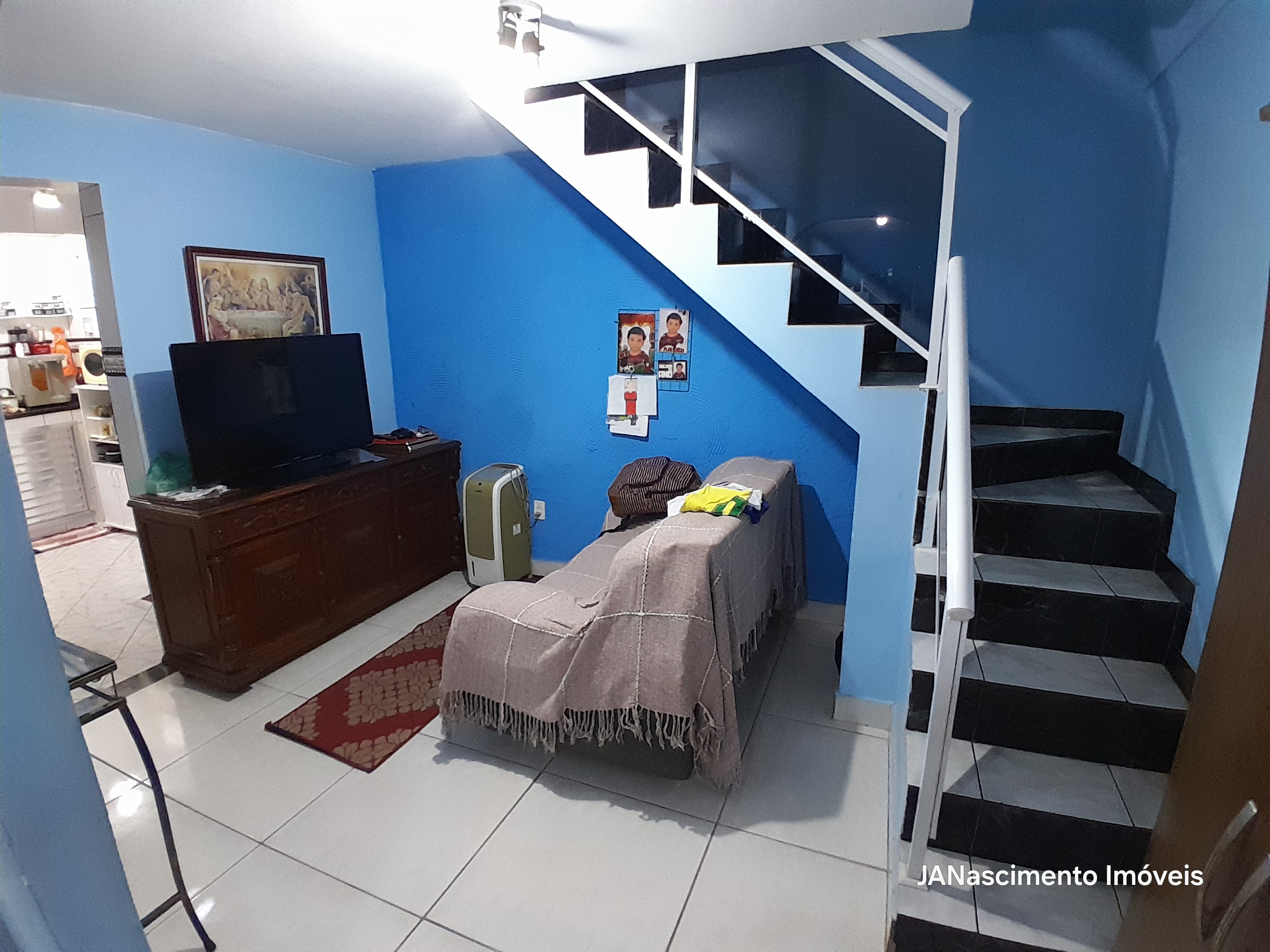 Imagem Casa com 2 Quartos à Venda, 150 m² em Bangu - Rio de Janeiro Imagem Casa com 2 Quartos à Venda, 150 m² em Bangu - Rio de Janeiro