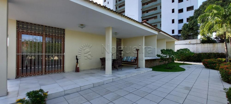 Imagem Casa com 4 Quartos à Venda, 317 m² em Imbiribeira - Recife