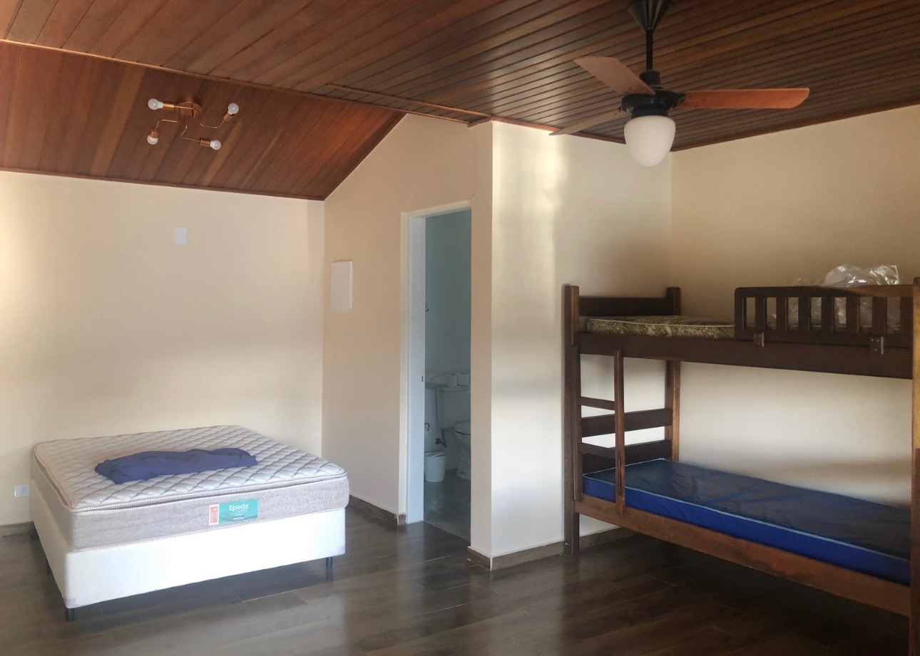 Imagem Chácara para Temporada, 250 m²em Camargo Imóveis - Igaratá Imagem Chácara para Temporada, 250 m²em Camargo Imóveis - Igaratá
