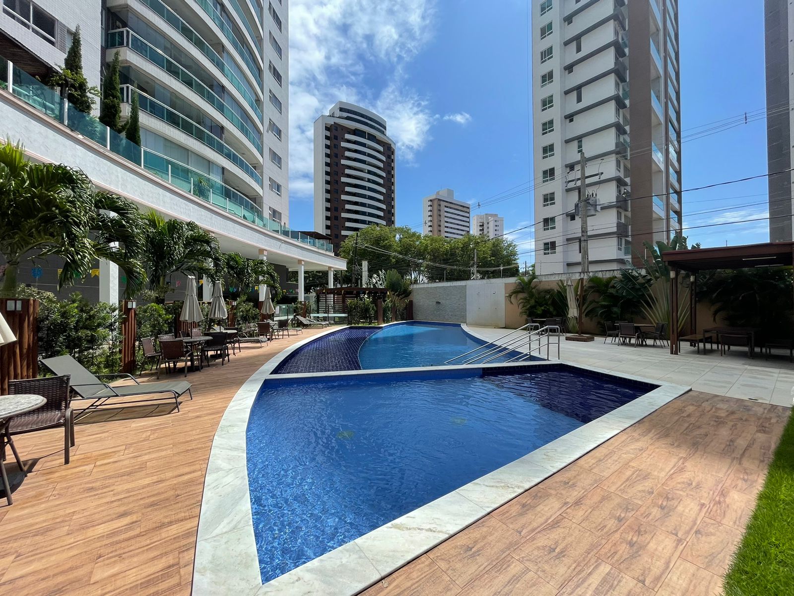 Imagem Apartamento com 3 Quartos à Venda, 14 m²em Lagoa Nova - Natal Imagem Apartamento com 3 Quartos à Venda, 14 m²em Lagoa Nova - Natal