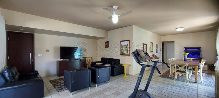 Imagem Apartamento com 4 Quartos à Venda, 200 m²em Boa Viagem - Recife