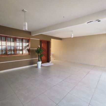 Imagem Casa com 2 Quartos à Venda, 216 m²em Jardim Marambaia - Jundiaí