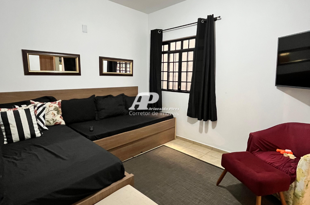 Imagem Casa com 3 Quartos à Venda, 147 m²em Oficinas - Ponta Grossa Imagem Casa com 3 Quartos à Venda, 147 m²em Oficinas - Ponta Grossa