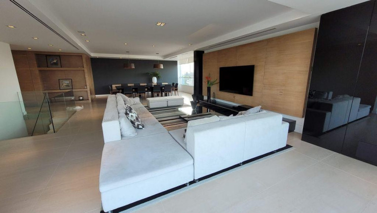 Imagem Apartamento com 3 Quartos à Venda, 397 m² em Centro - Joinville