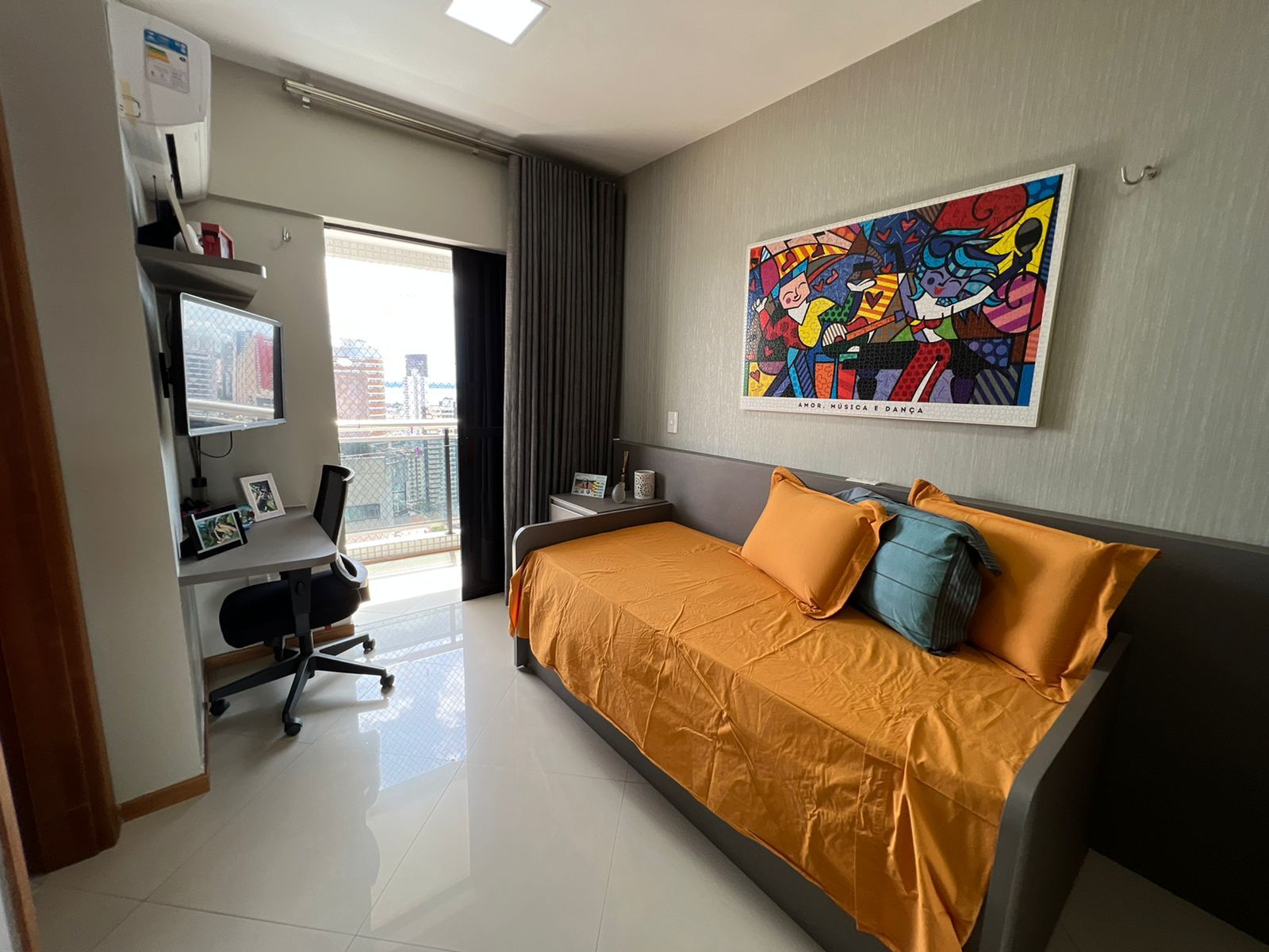 Imagem Apartamento com 1 Quarto à Venda, 185 m²em Umarizal - Belém Imagem Apartamento com 1 Quarto à Venda, 185 m²em Umarizal - Belém