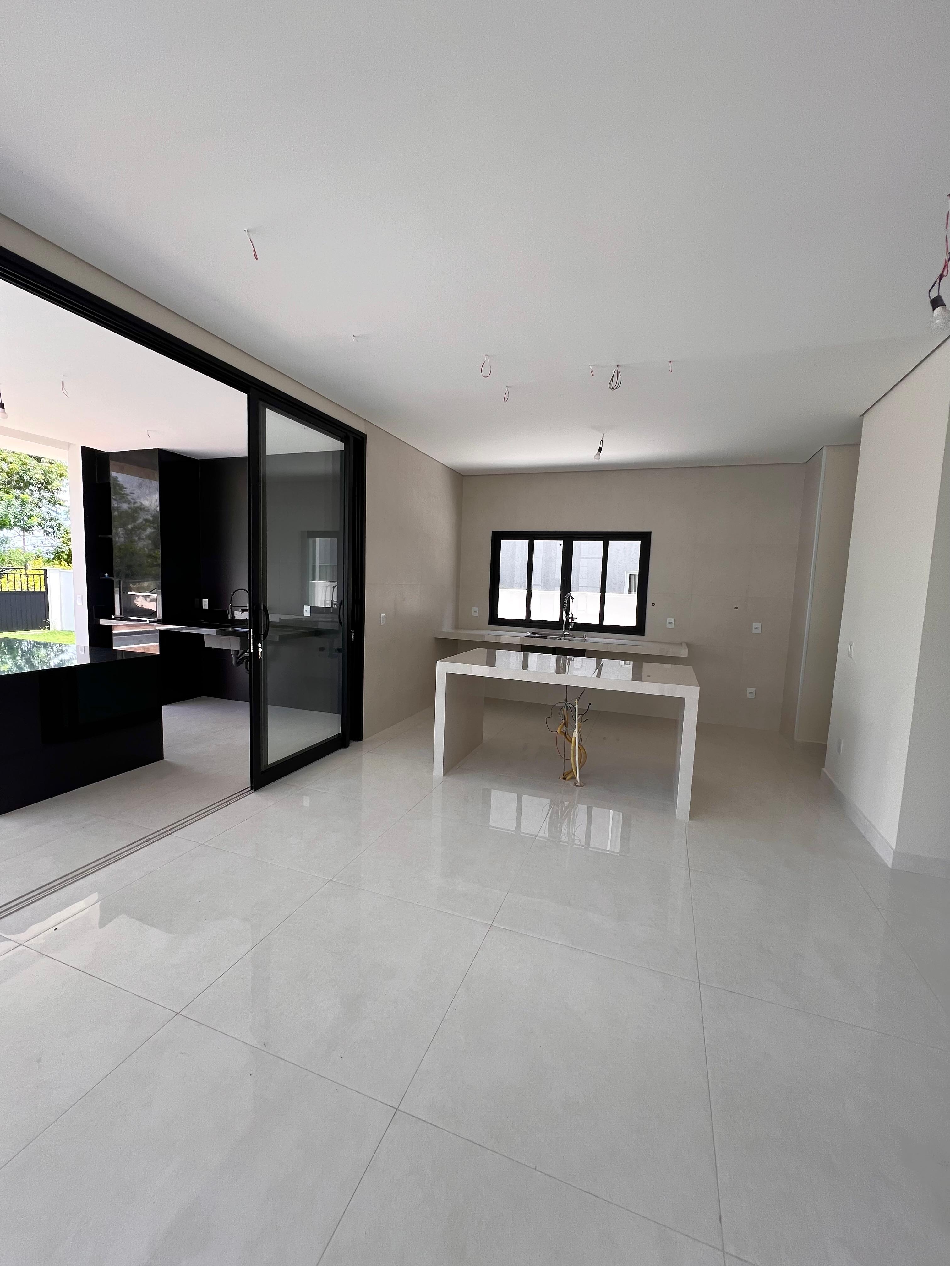 Imagem Casa de Condomínio com 4 Quartos à Venda, 300 m² em Medeiros - Jundiaí