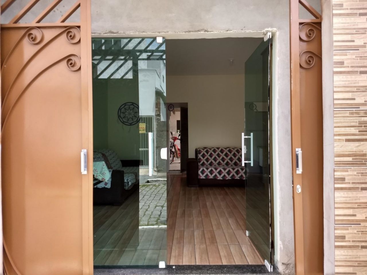 Imagem Sobrado com 4 Quartos à Venda, 382 m²em Centro - Cruzeiro