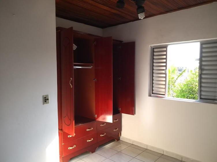 Imagem Sobrado com 3 Quartos à Venda, 160 m²em Parque Continental - São Vicente
