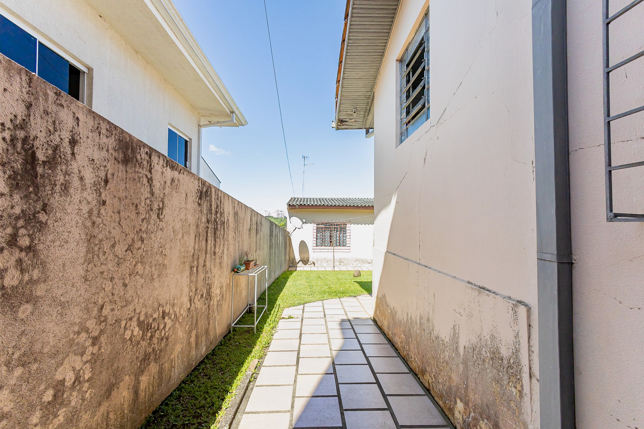 Imagem Casa com 3 Quartos à Venda, 209 m²em Campina do Siqueira - Curitiba Imagem Casa com 3 Quartos à Venda, 209 m²em Campina do Siqueira - Curitiba