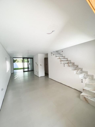 Imagem Casa com 3 Quartos à Venda, 167 m² em Jardim Sofia - Joinville Imagem Casa com 3 Quartos à Venda, 167 m² em Jardim Sofia - Joinville