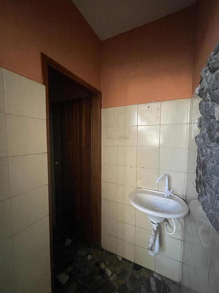 Imagem Loja para Alugar, 180 m²em Cocaia - Guarulhos