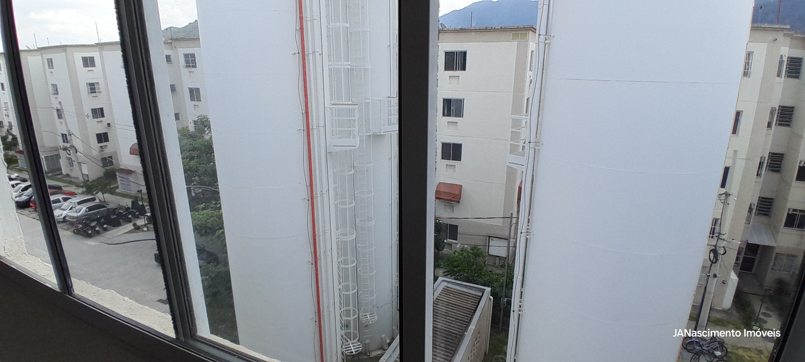 Imagem Apartamento com 2 Quartos à Venda, 40 m² em Bangu - Rio de Janeiro